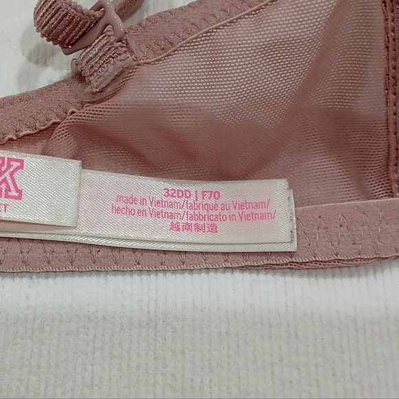PINK Victoria's Secret Push Up Lace Bra, size 32DD - Picture 13 of 14